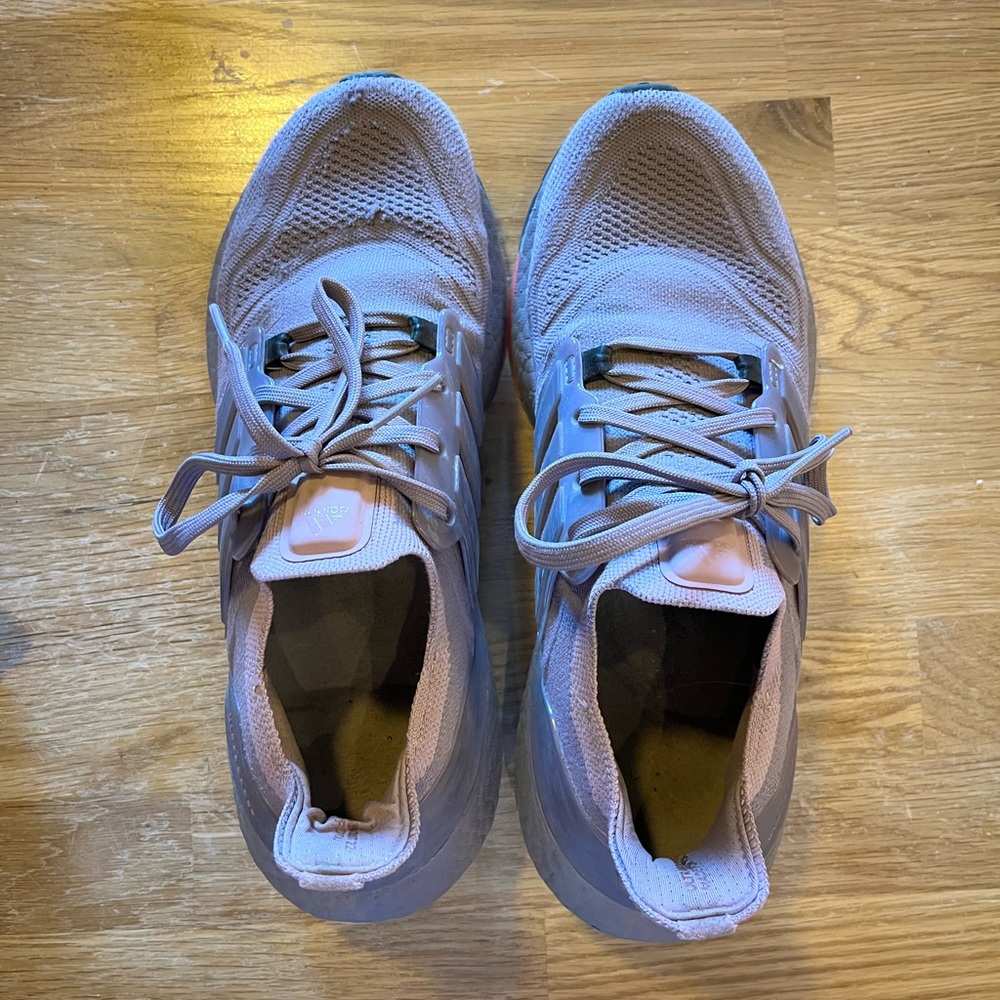 Adidas Ultraboost Sneakers